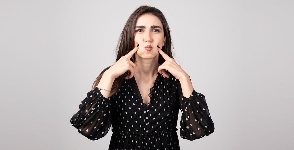 Cheek biting can cause sores, pain, and infection. Discover why it happens and how dentists treat and prevent cheek biting effectively.